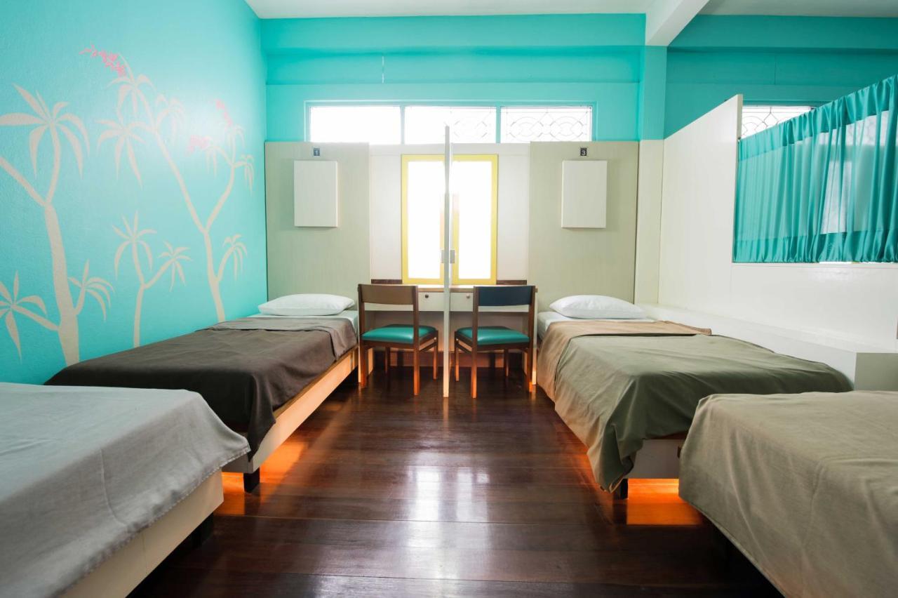 60 Blue House Otel Chiang Mai Dış mekan fotoğraf